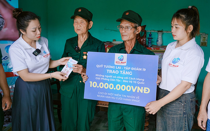 Biểu tượng hỗ trợ khách hàng 24/7 sclub88